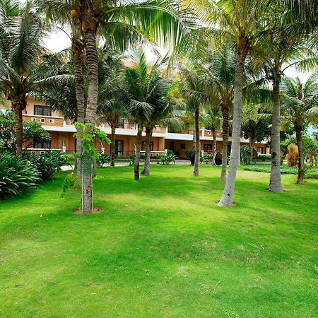 Blue Bay Mui Ne Resort & Spa Phan Thiet Exterior foto