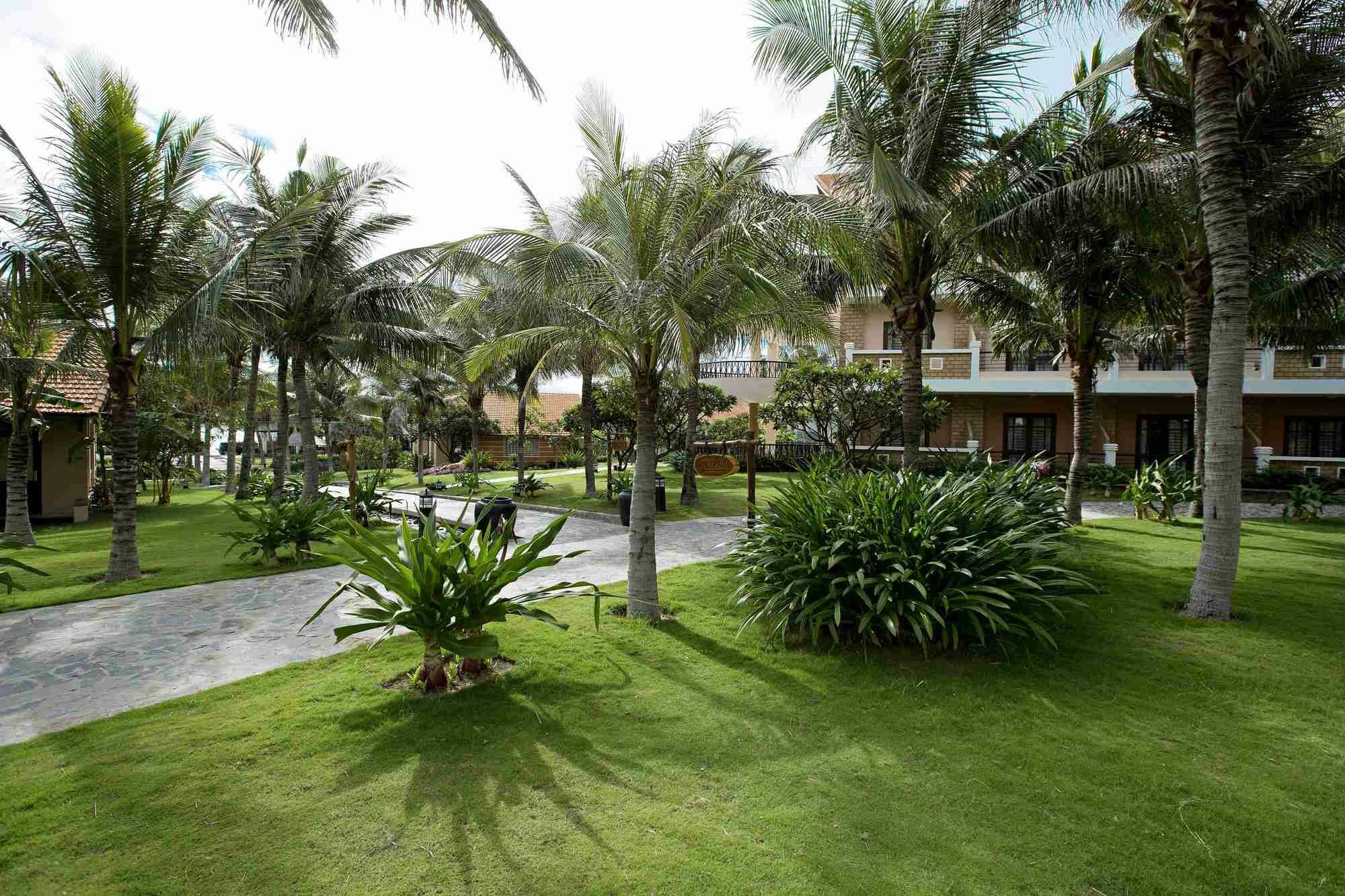 Blue Bay Mui Ne Resort & Spa Phan Thiet Exterior foto